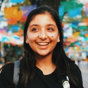 Meet your Posher, Maya